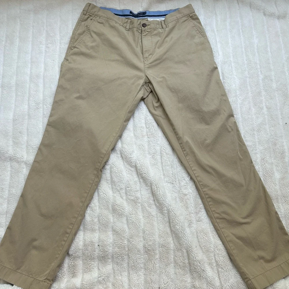 Tommy Hilfiger Men's Khaki Slacks Chinos, Size 38x32 - Picture 1 of 5